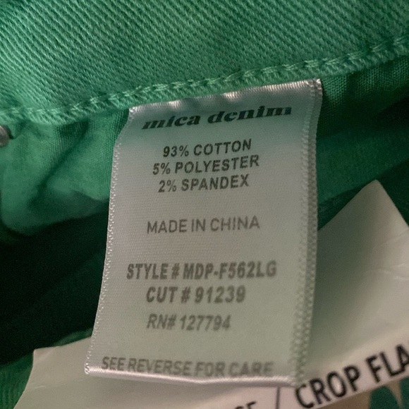 Mica Gia High Rise Crop Flare Women's Flare Jeans 🆕 - Picture 4 of 8